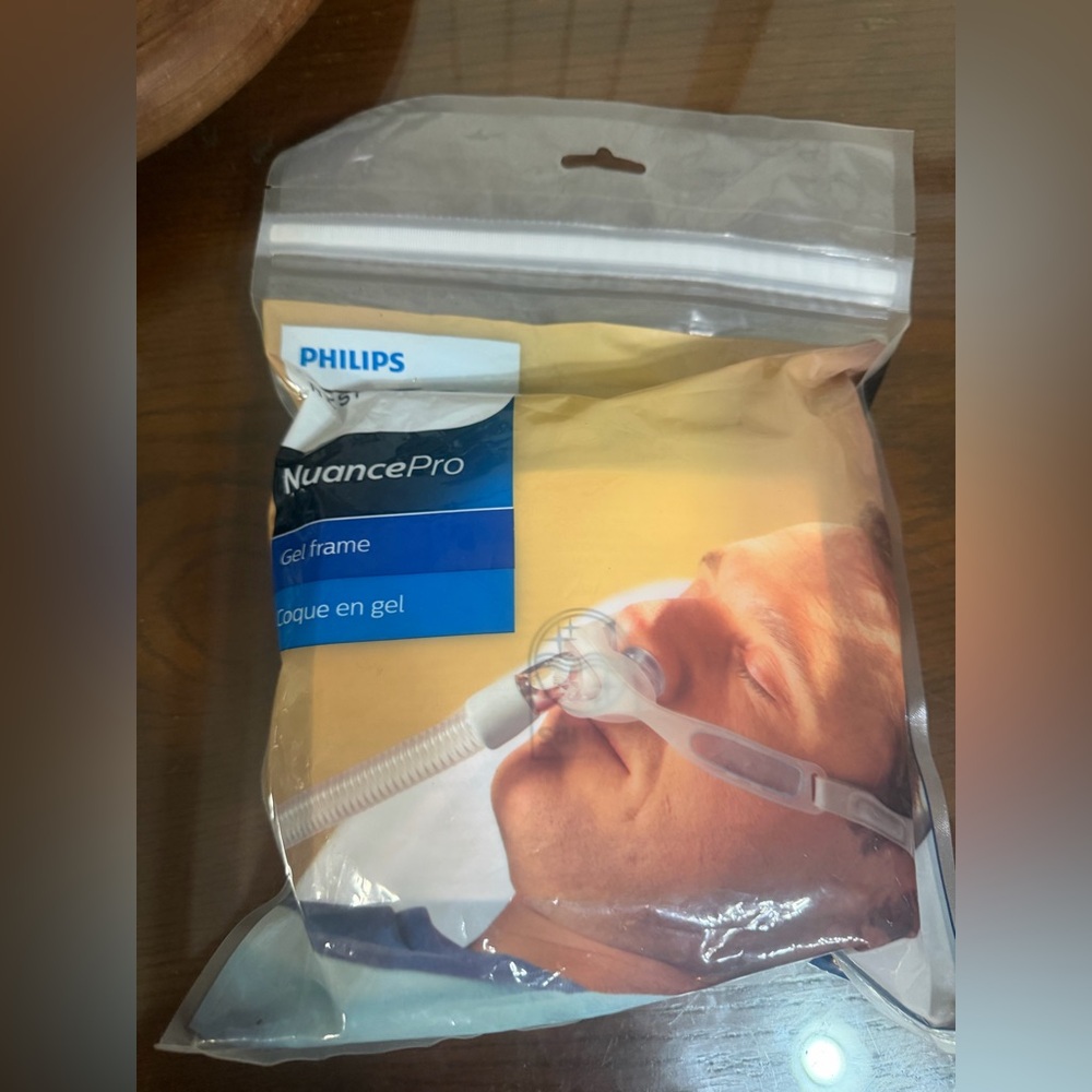 Philips respironics Nuance Pro Gel Frame new
